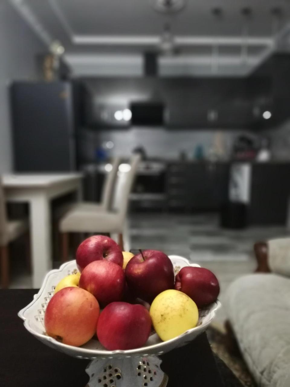 Apartment Irina Μπατούμι Εξωτερικό φωτογραφία